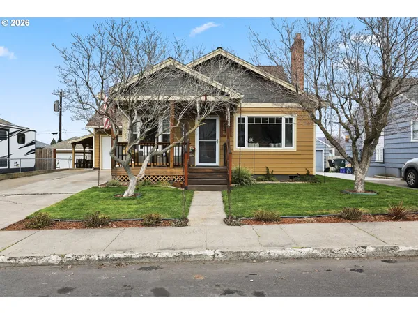 $450,000 | 1625 East 13th Place, The Dalles, OR 97058