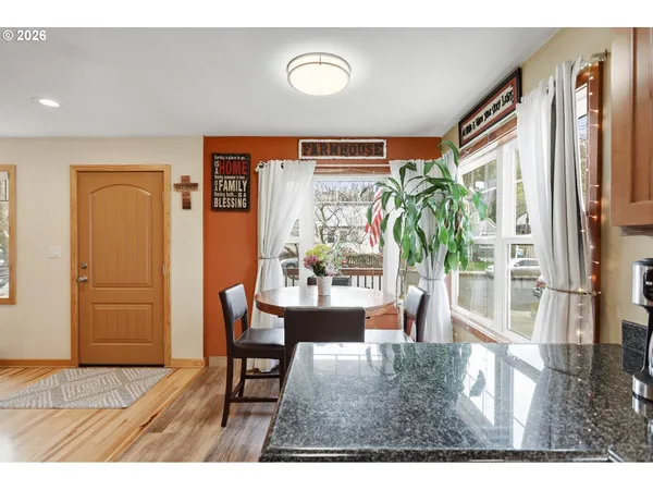 $450,000 | 1625 East 13th Place, The Dalles, OR 97058