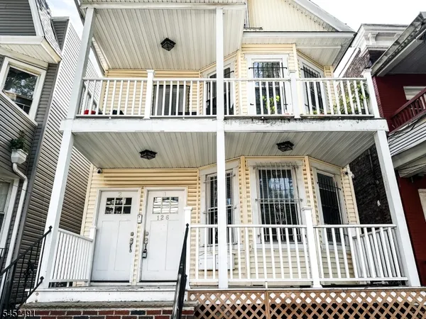 $2,100 | 126 Wade Street, Jersey City, NJ 07305