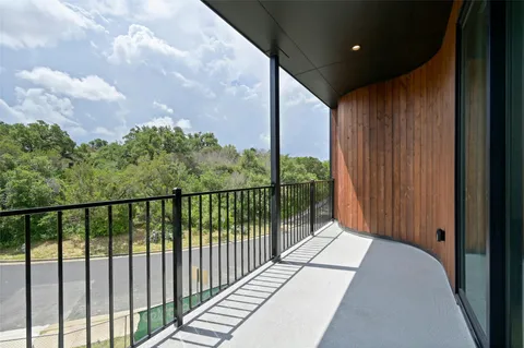 $919,000 | 219 Lessin Lane, Unit 6, Austin, TX 78704
