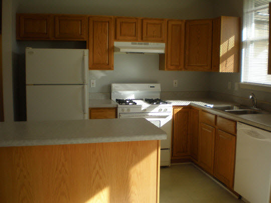 6555 Weaver Road Rockford, IL 61114 - Photo 5 of 9 Gallery Image 5