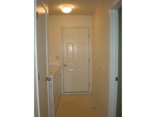 6555 Weaver Road Rockford, IL 61114 - Photo 8 of 9 Gallery Image 8