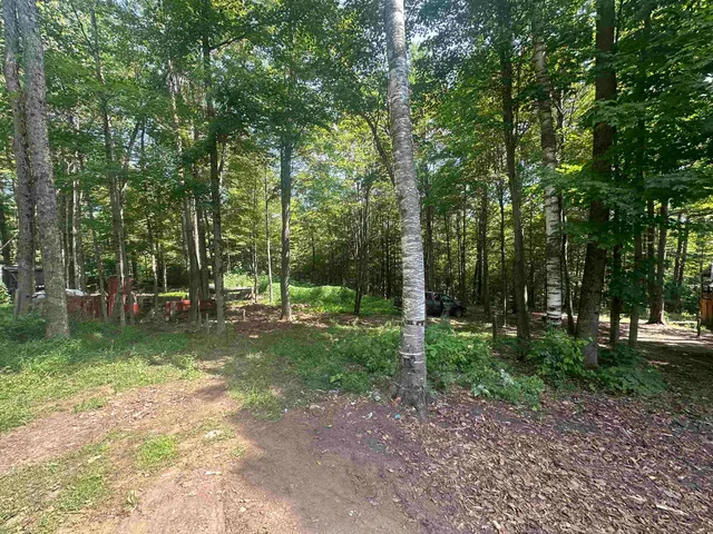 $240,500 | 150 Kinsman Highway, Grafton, NH 03240