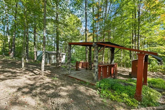 $240,500 | 150 Kinsman Highway, Grafton, NH 03240