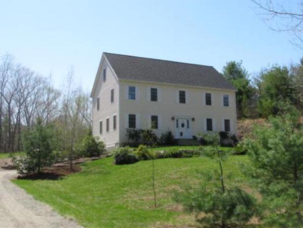 56 Ellsworth Road Rowley, MA 01969 - Photo 2 of 27