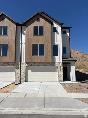 $523,900 | 2202 West Cape Fox Way, Unit 217, Lehi, UT 84048