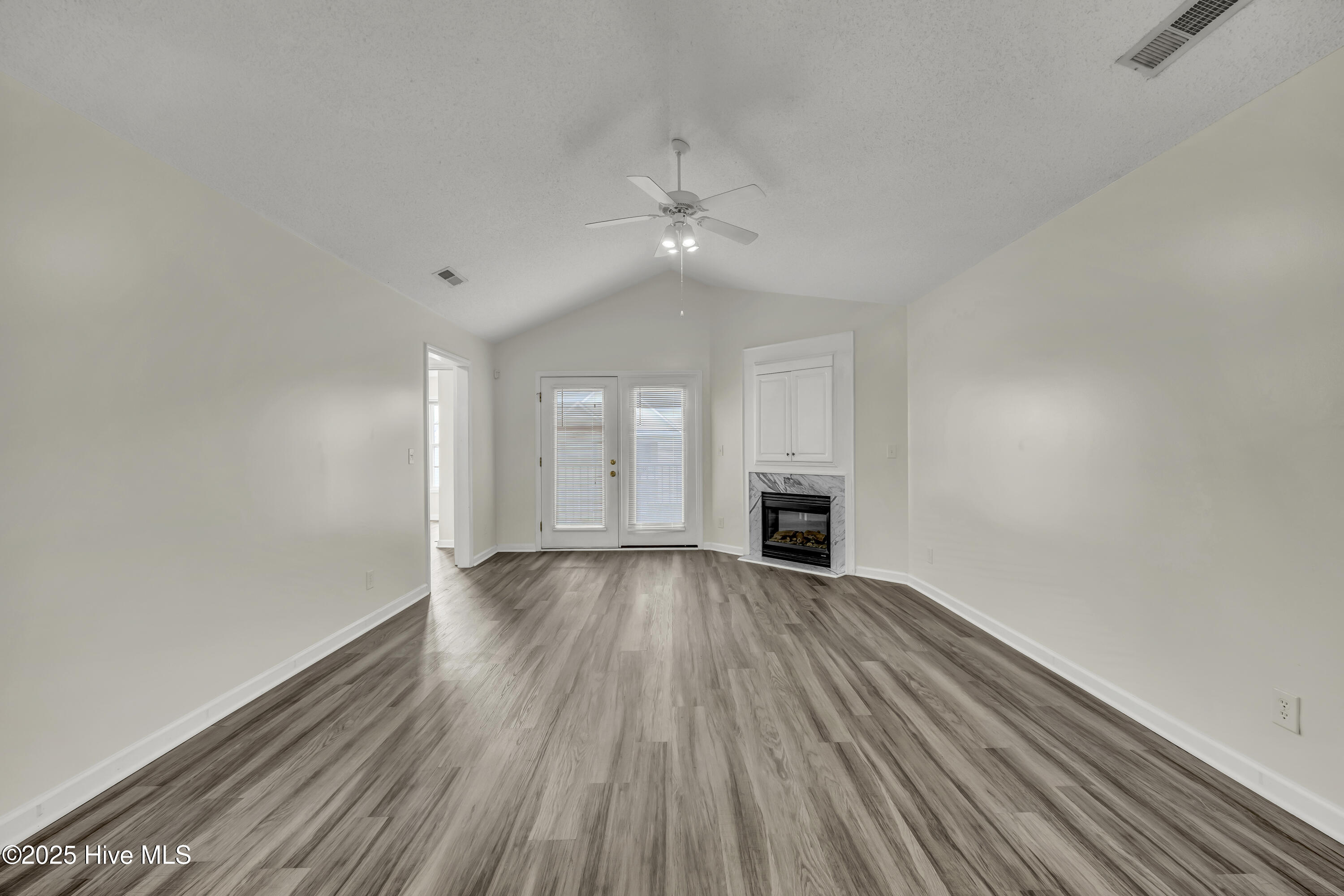 5012 Hunters Trail, Unit 7 Wilmington, NC 28405 - Photo 14 of 32 IMG_7215