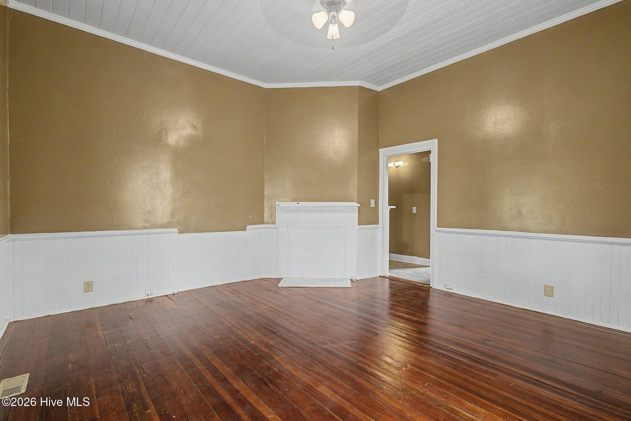 406 King Street Wrens, GA 30833 - Photo 4 of 45