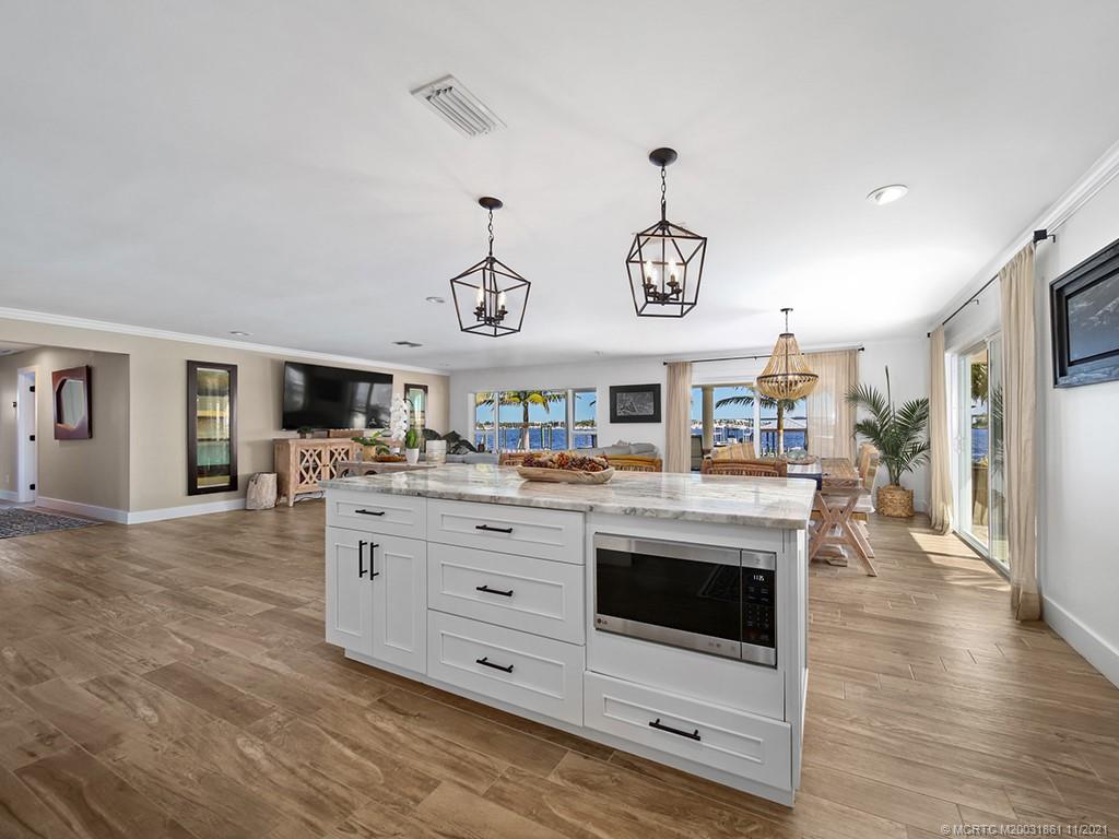 1254 Southwest Dyer Point Road Palm City, FL 34990 - Photo 12 of 50 Gallery Image 12