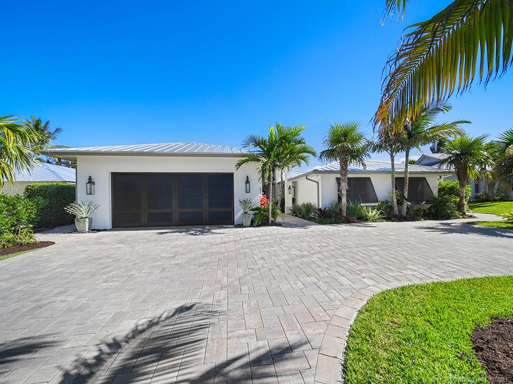 1254 Southwest Dyer Point Road Palm City, FL 34990 - Photo 3 of 50 Gallery Image 3