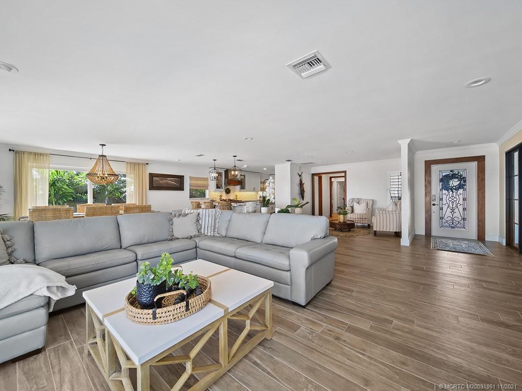 1254 Southwest Dyer Point Road Palm City, FL 34990 - Photo 8 of 50 Gallery Image 8
