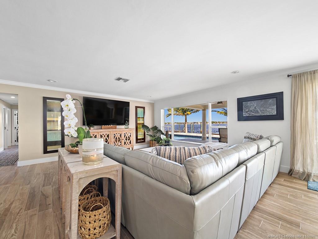 1254 Southwest Dyer Point Road Palm City, FL 34990 - Photo 9 of 50 Gallery Image 9