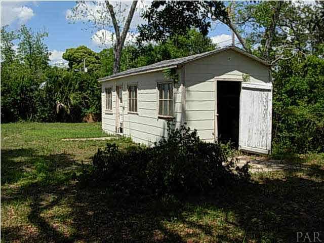 420 Labree Road Pensacola, FL 32507 - Photo 3 of 7