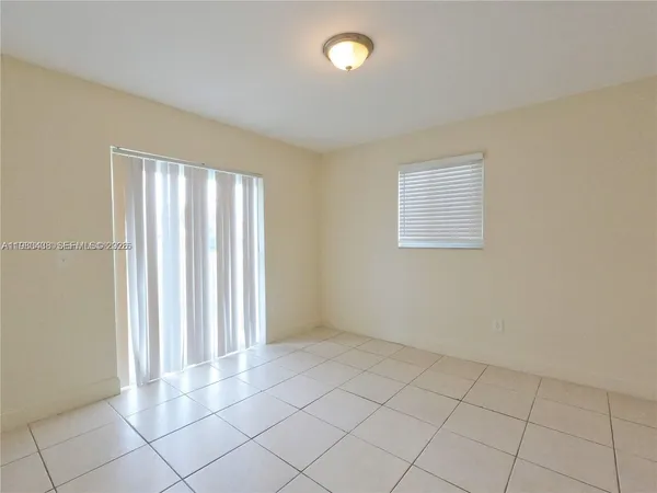 $2,000 | 4946 Serafica Drive, Unit 18, Lake Worth, FL 33461