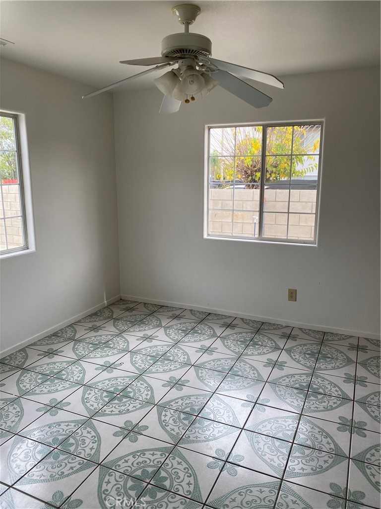 217 East 5th Street Perris, CA 92570 - Photo 6 of 9