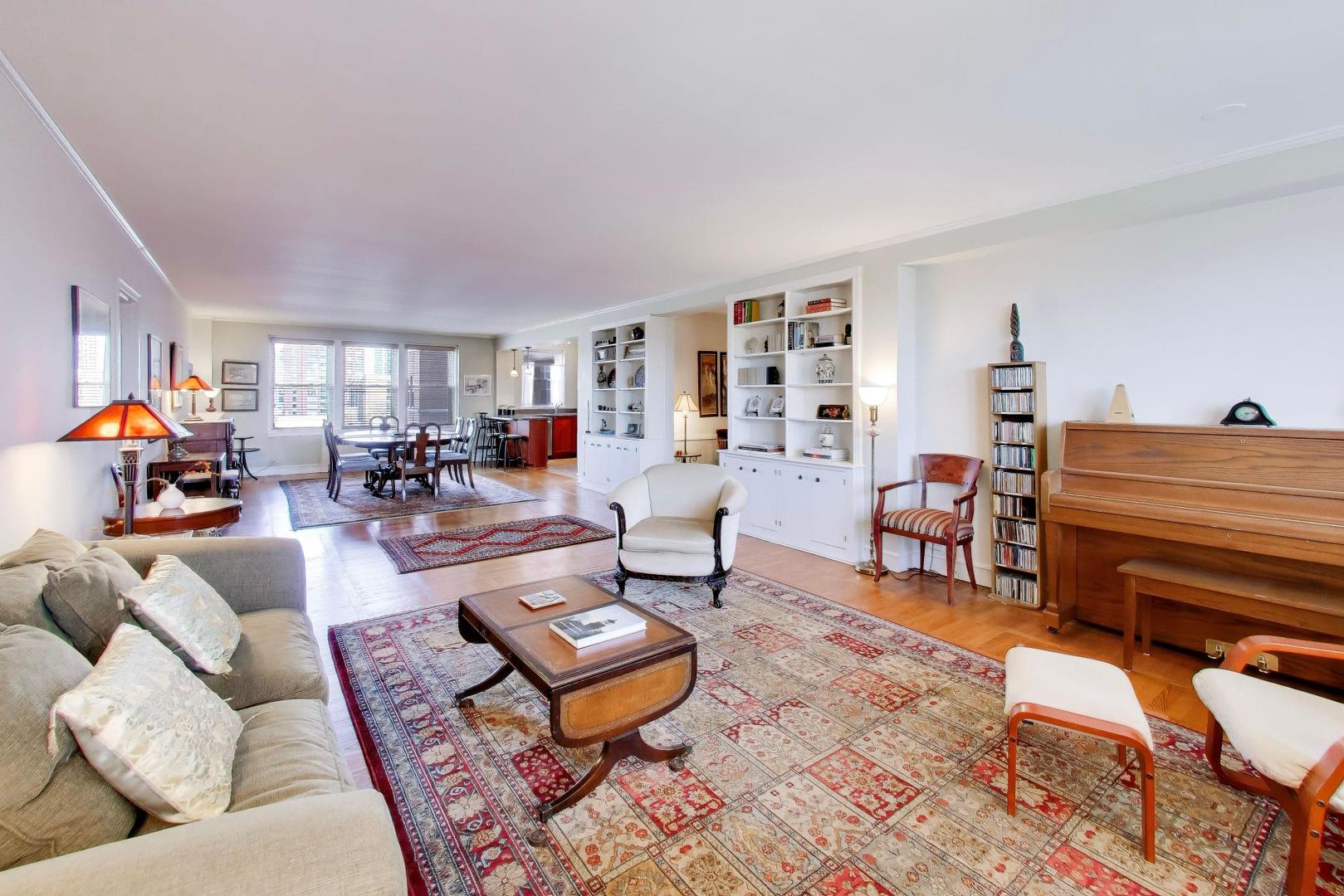 1585 Ridge Avenue, Unit 505 Evanston, IL 60201 - Photo 11 of 27