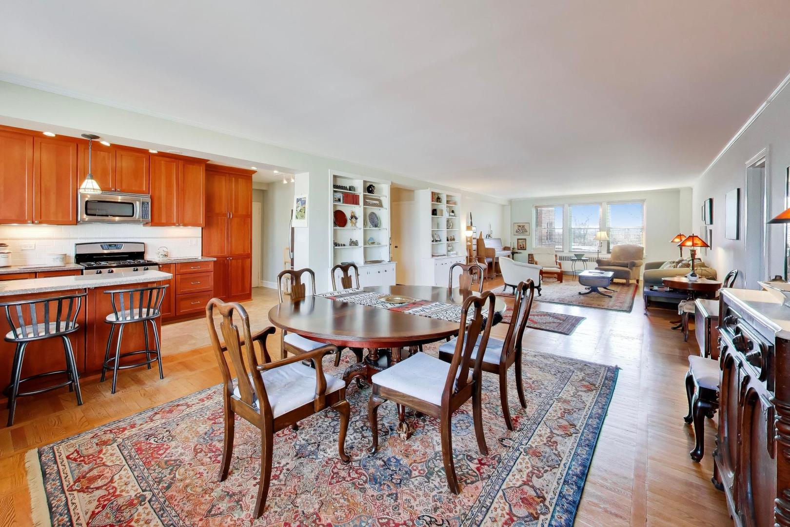 1585 Ridge Avenue, Unit 505 Evanston, IL 60201 - Photo 13 of 27