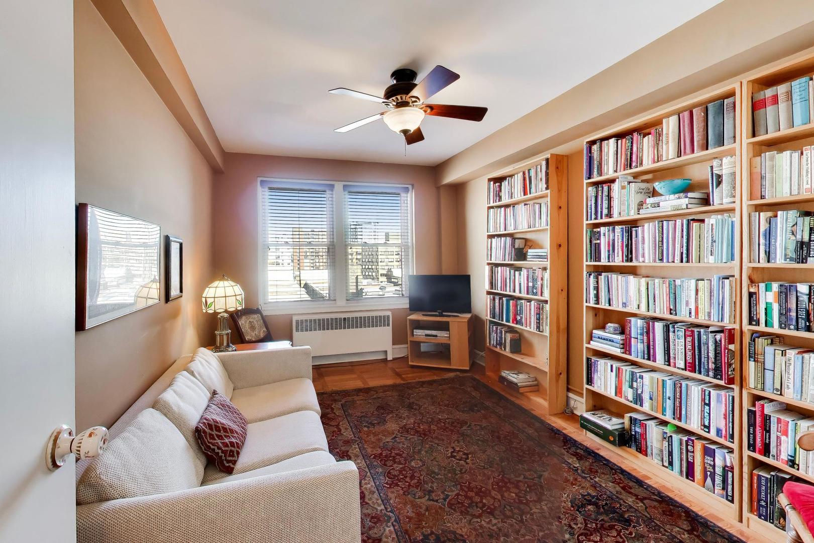 1585 Ridge Avenue, Unit 505 Evanston, IL 60201 - Photo 24 of 27