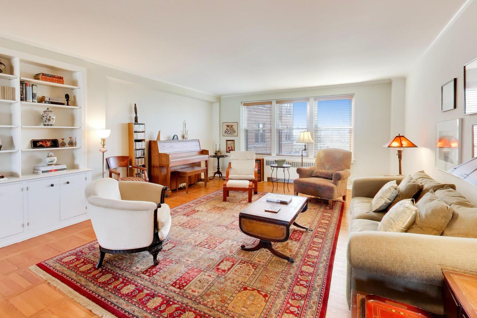 1585 Ridge Avenue, Unit 505 Evanston, IL 60201 - Photo 9 of 27