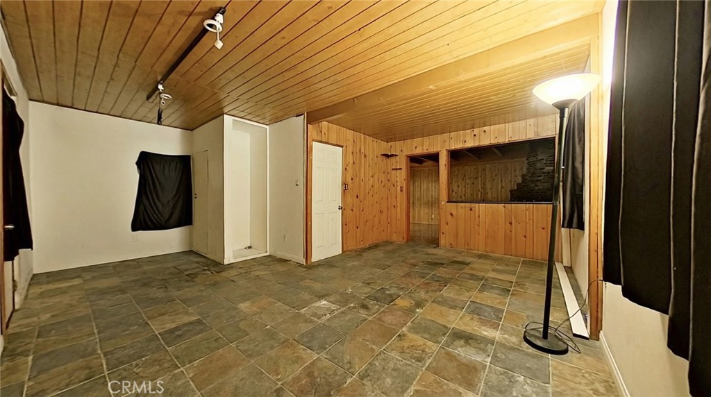 7664 Beckett Street Tujunga, CA 91042 - Photo 40 of 42