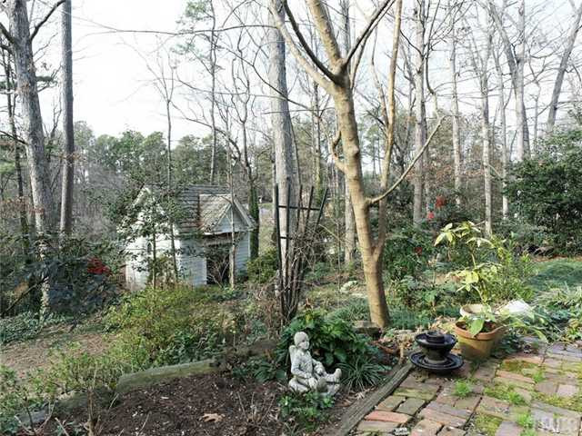 4413 Pitt Street Raleigh, NC 27609 - Photo 13 of 25 a view of outdoor space and garden