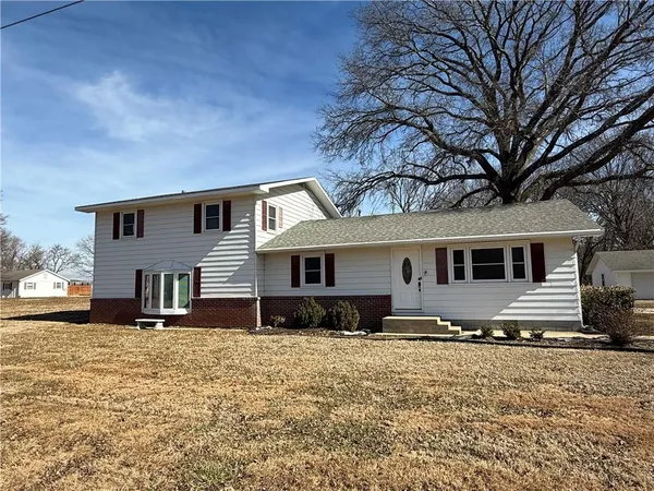 $262,000 | 792 South 196th Street, Pittsburg, KS 66762