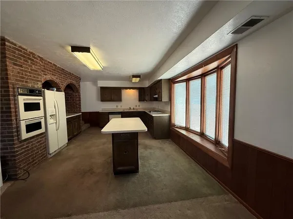 $262,000 | 792 South 196th Street, Pittsburg, KS 66762