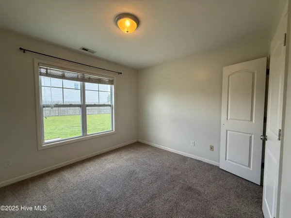 $1,750 | 100 Stonewater Lane, Jacksonville, NC 28546