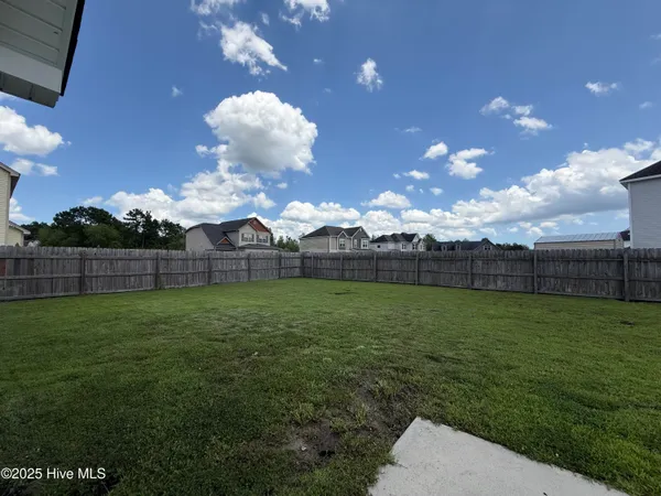 $1,750 | 100 Stonewater Lane, Jacksonville, NC 28546