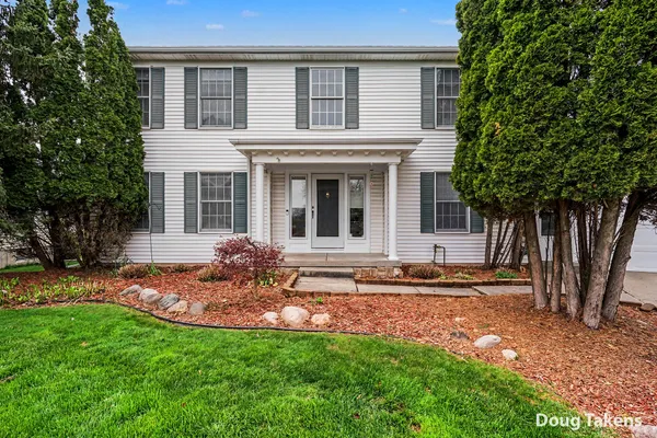 $459,000 | 5381 Bunker Hill Court Southeast, Kentwood, MI 49508