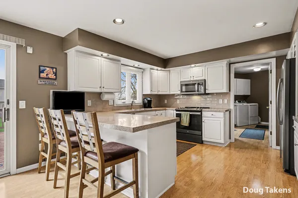 $459,000 | 5381 Bunker Hill Court Southeast, Kentwood, MI 49508