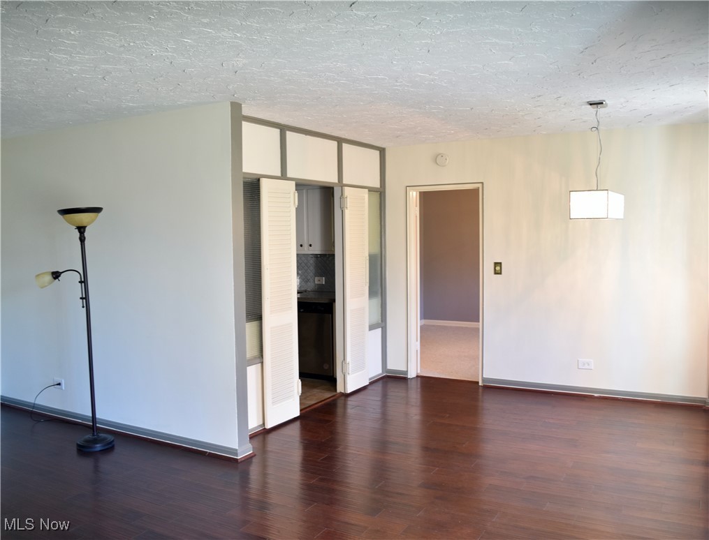 13800 Fairhill Road, Unit 216 Shaker Heights, OH 44120 - Photo 10 of 18