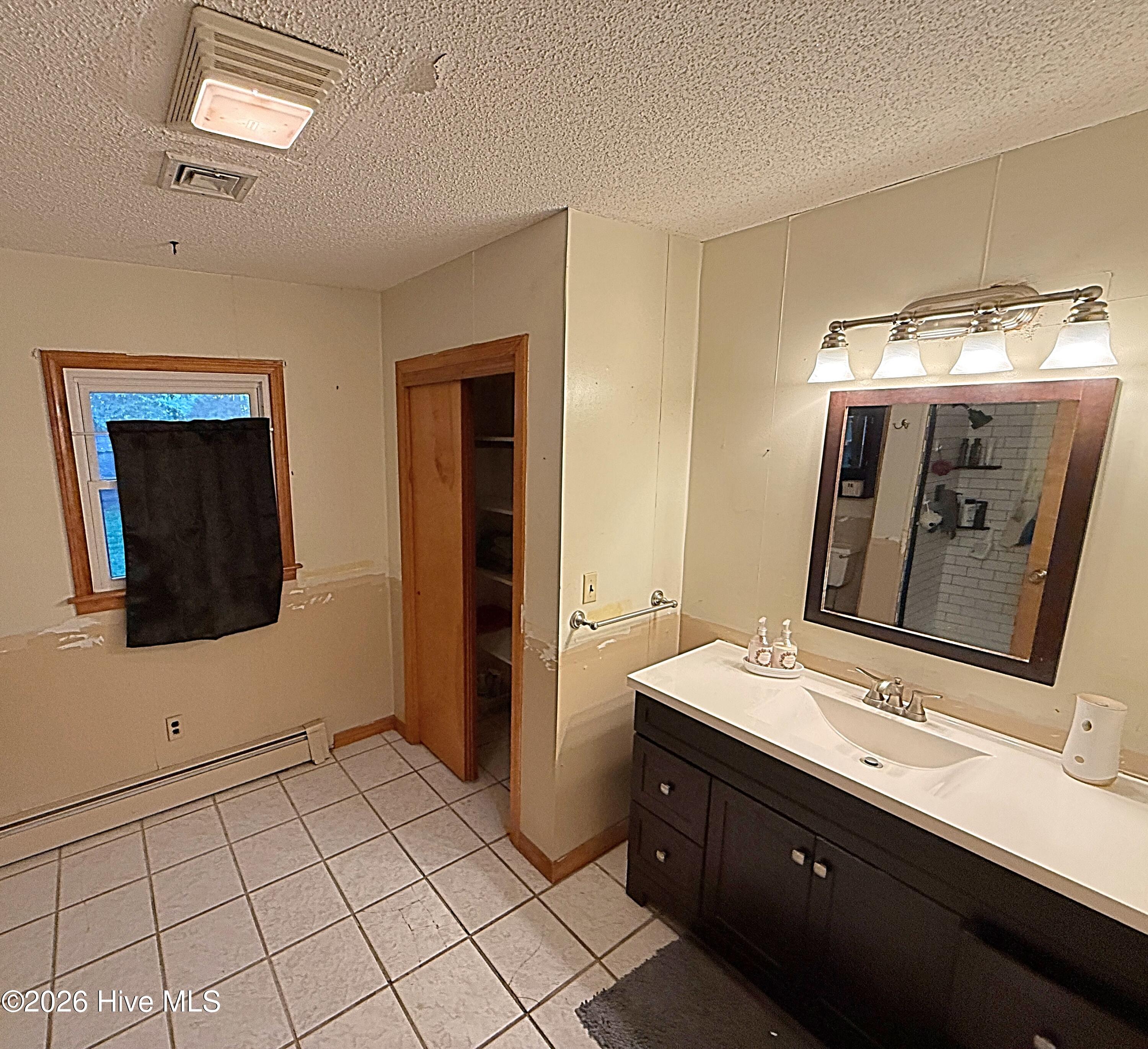 128 North Indiantown Road Shawboro, NC 27973 - Photo 6 of 11 Bath 1-1