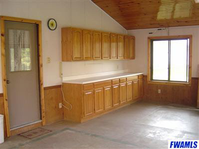 -8729 Winchester Road Fort Wayne, IN 46819 - Photo 4 of 8