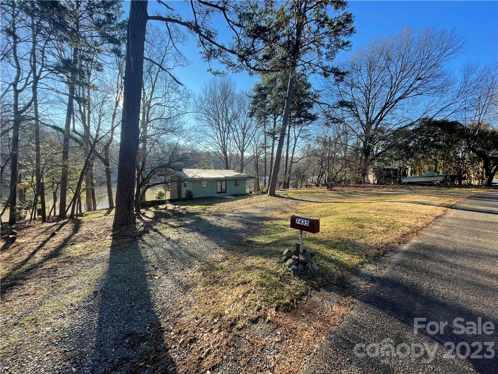 7435 Buckland Road Charlotte, NC 28278 - Photo 12 of 13 Gallery Image 12