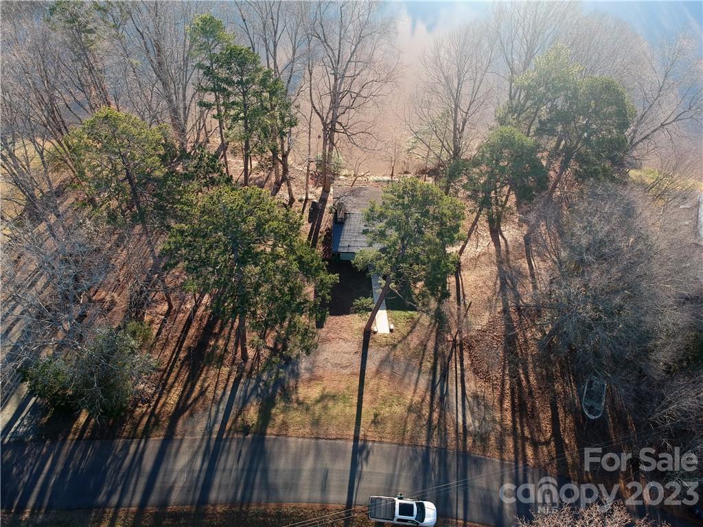 7435 Buckland Road Charlotte, NC 28278 - Photo 3 of 13 Gallery Image 3