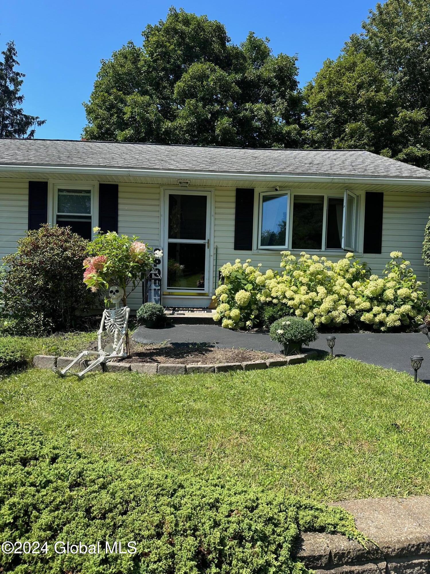 1602 Spring Avenue Wynantskill, NY 12198 - Photo 2 of 43 IMG_4391