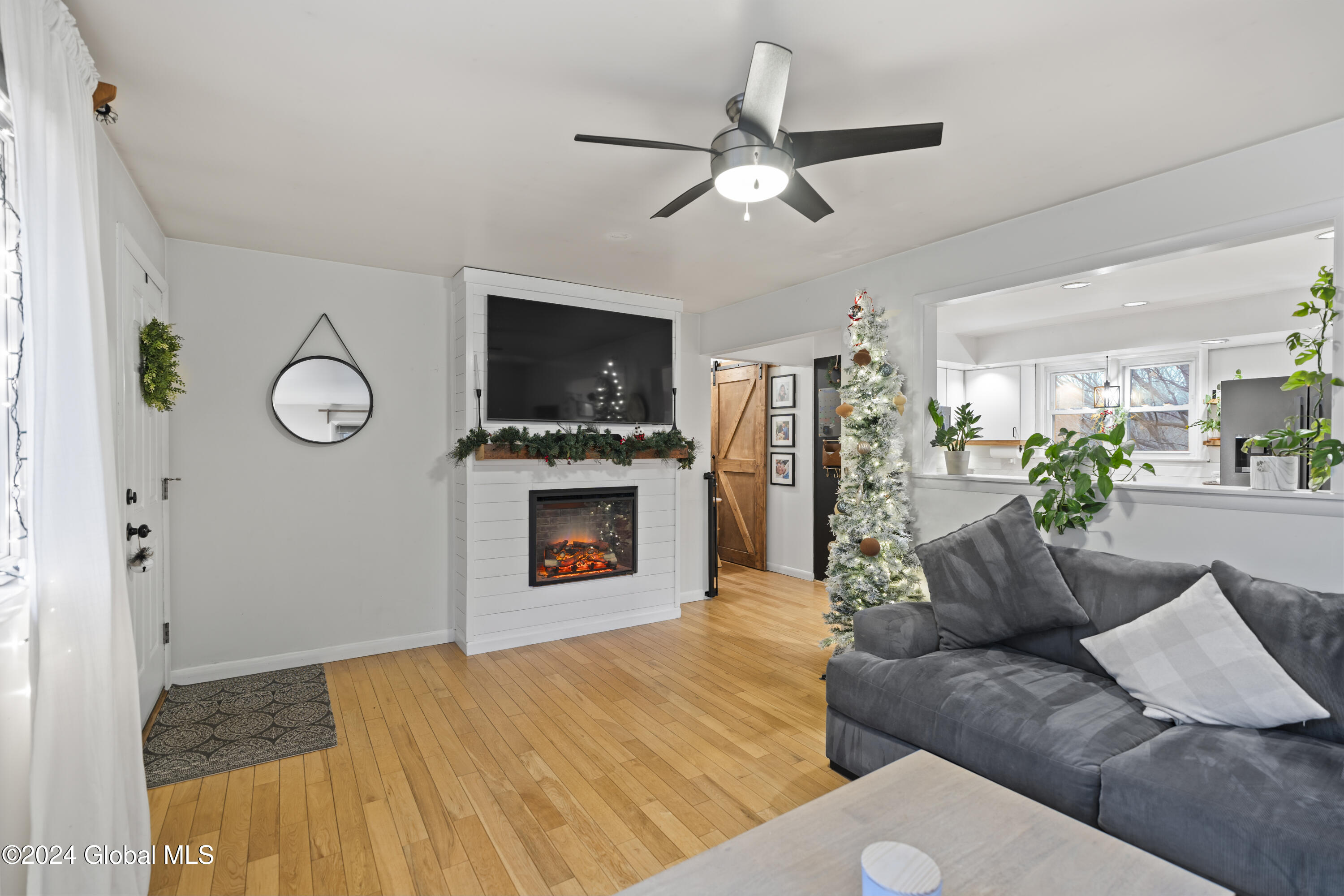 1602 Spring Avenue Wynantskill, NY 12198 - Photo 8 of 43 DSC00740