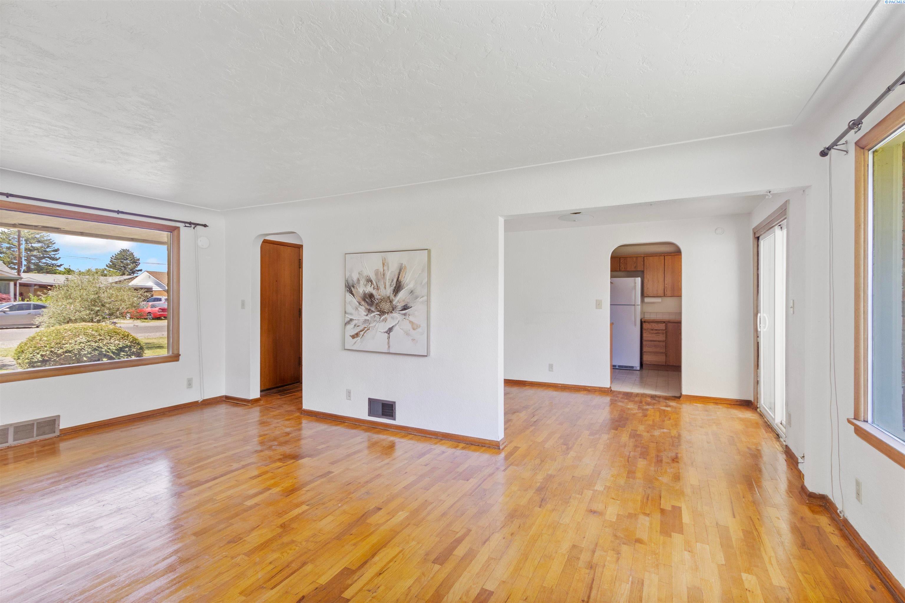 7 South Reed Street Kennewick, WA 99336 - Photo 22 of 23 Gallery Image 22