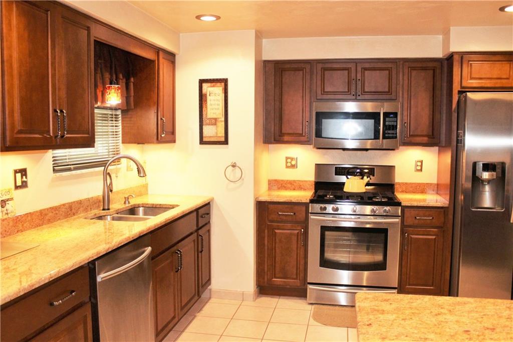834 Beulah Road Pittsburgh, PA 15235 - Photo 17 of 24 Gallery Image 17