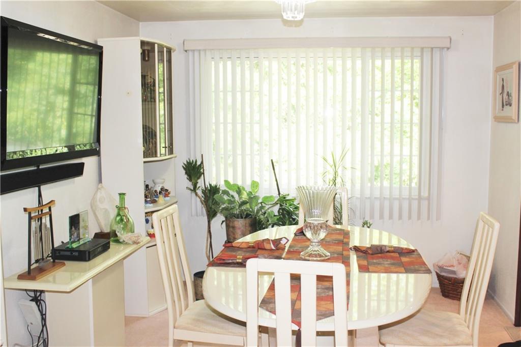 834 Beulah Road Pittsburgh, PA 15235 - Photo 8 of 24 Gallery Image 8