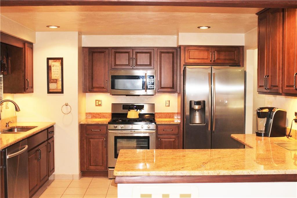 834 Beulah Road Pittsburgh, PA 15235 - Photo 10 of 24 Gallery Image 10