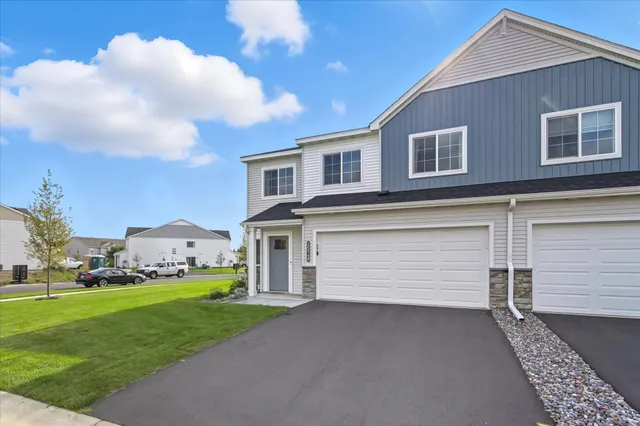 $309,900 | 12658 Pond View Road, Zimmerman, MN 55398