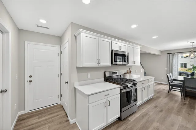 $309,900 | 12658 Pond View Road, Zimmerman, MN 55398