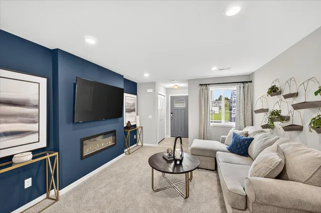 $309,900 | 12658 Pond View Road, Zimmerman, MN 55398