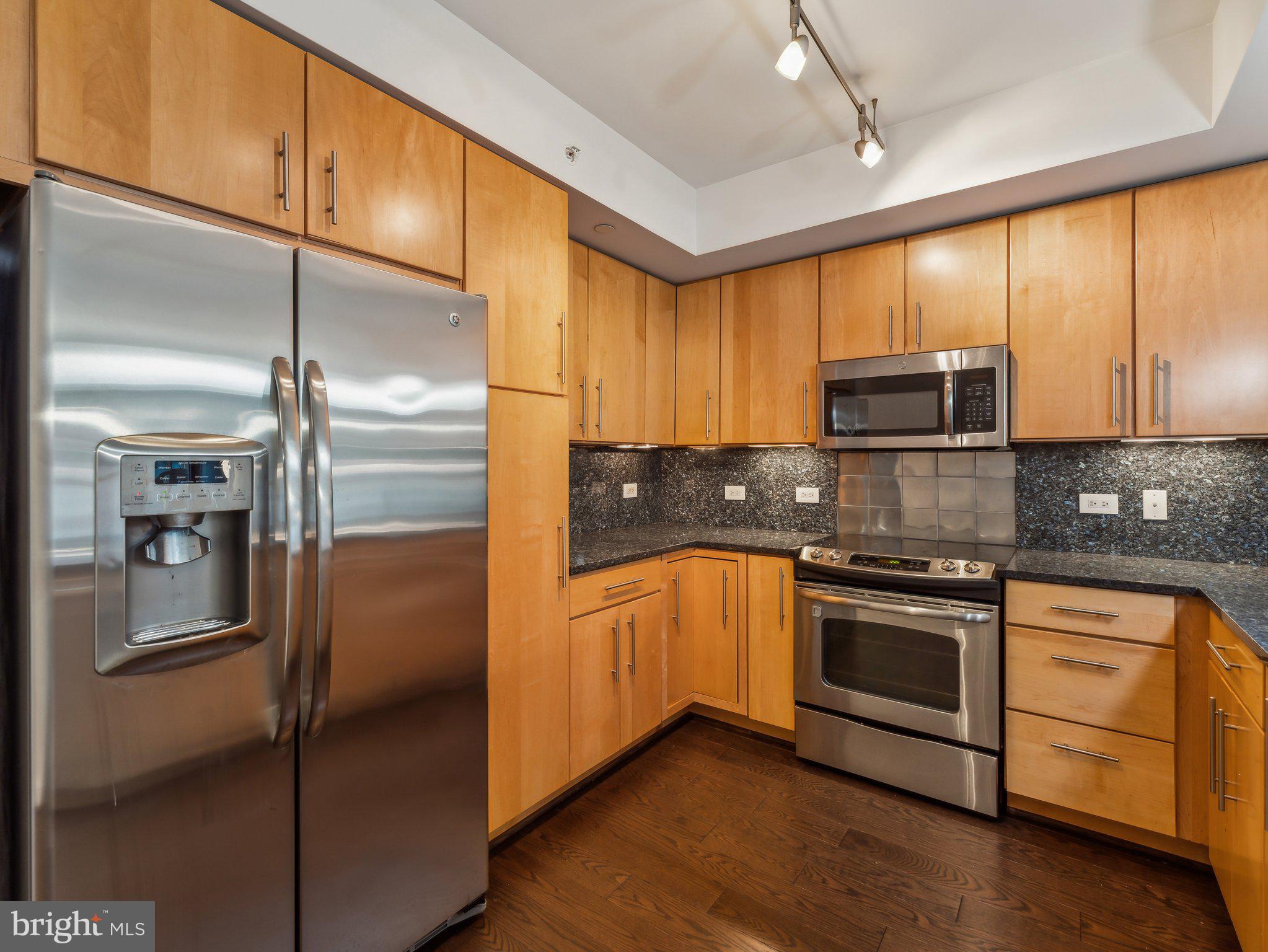 1025 First Street Southeast, Unit 202 Washington, DC 20003 - Photo 2 of 22 Kitchen