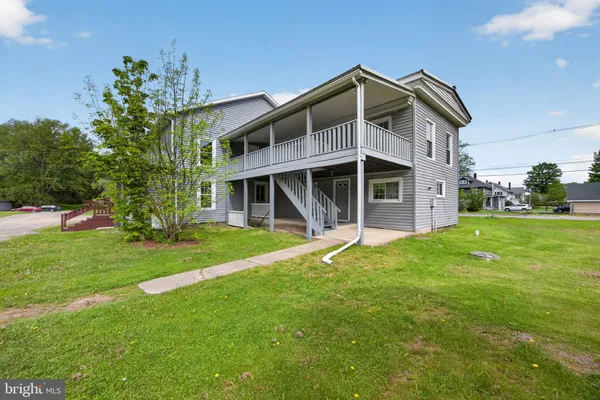 $395,000 | 464 Main Street, New Milford, PA 18834