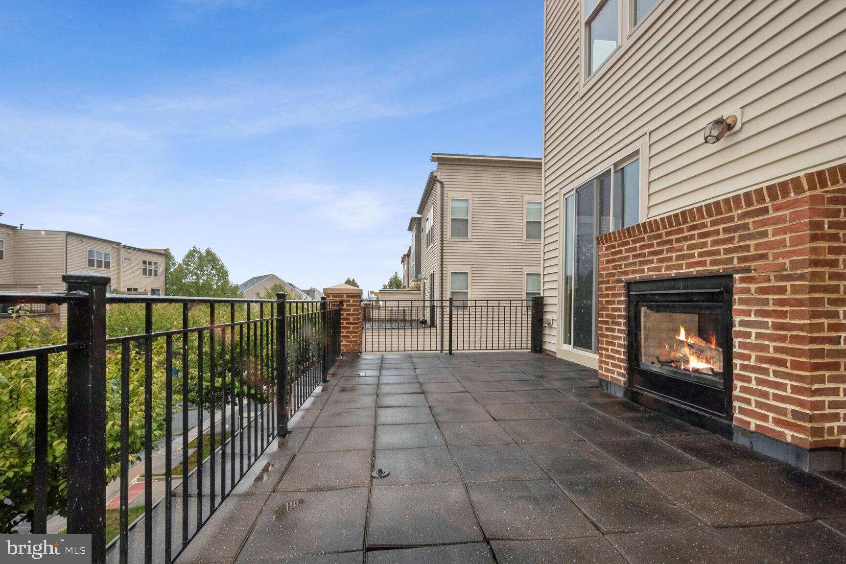 42275 Rhett Drive Brambleton, VA 20148 - Photo 23 of 39 Gallery Image 23