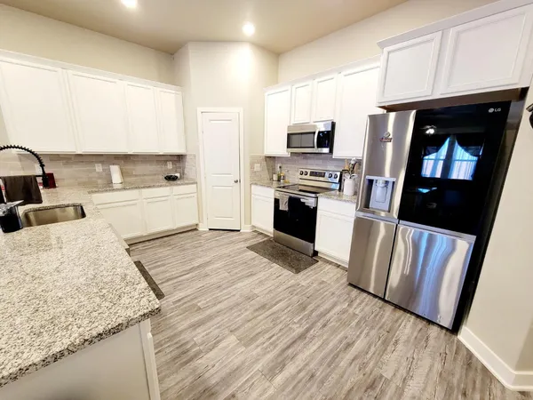 $2,100 | 3316 Viola Avenue, Lubbock, TX 79407