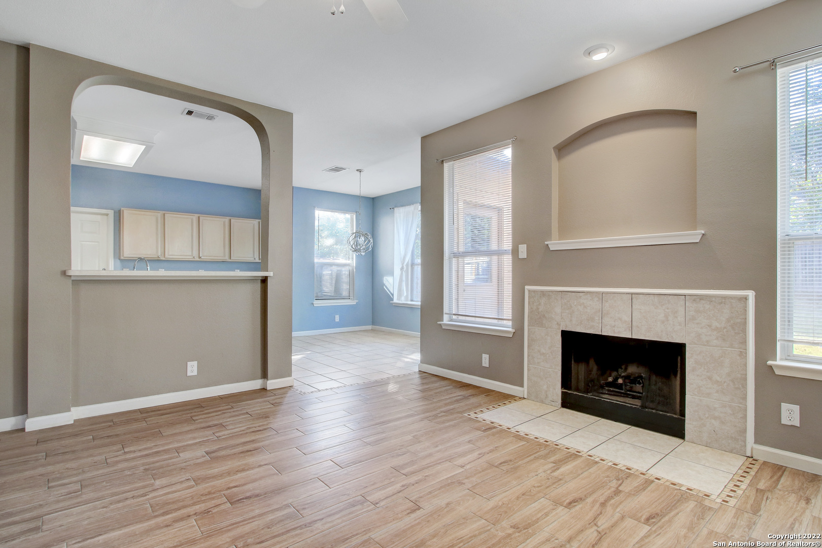 8615 Tioga Pass Helotes, TX 78023 - Photo 8 of 25